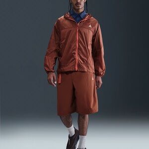 Nike ACG "Orb Weaver"
UV Repel Oversized Shorts